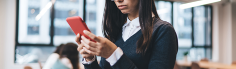 Роботодавцям дозволять читати переписки працівників: правда чи чутки?